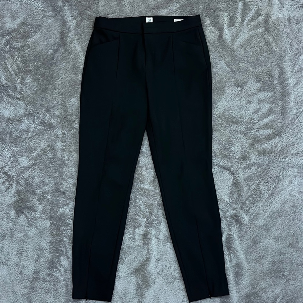 Gap Black Pants with Zipper Detail at ankle - Size 8R